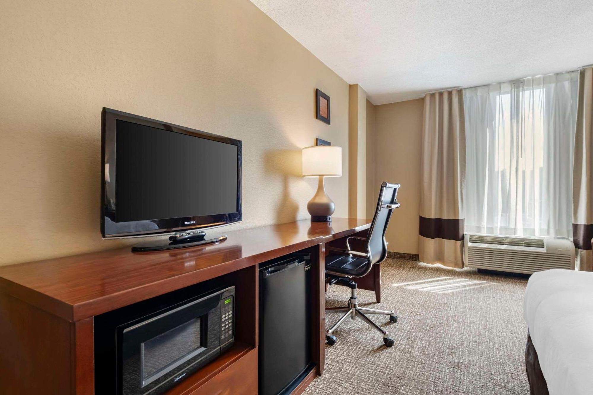Comfort Inn Msp Airport - Mall Of America Bloomington Exterior photo
