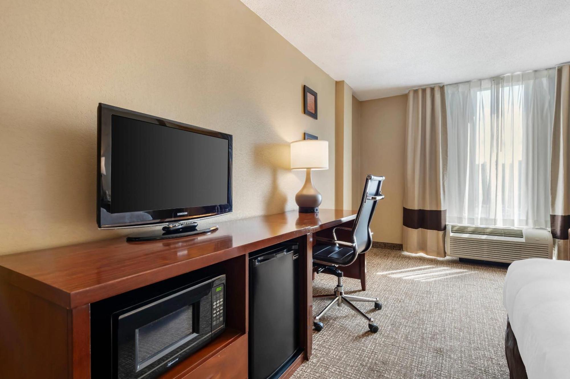 Comfort Inn Msp Airport - Mall Of America Bloomington Exterior photo